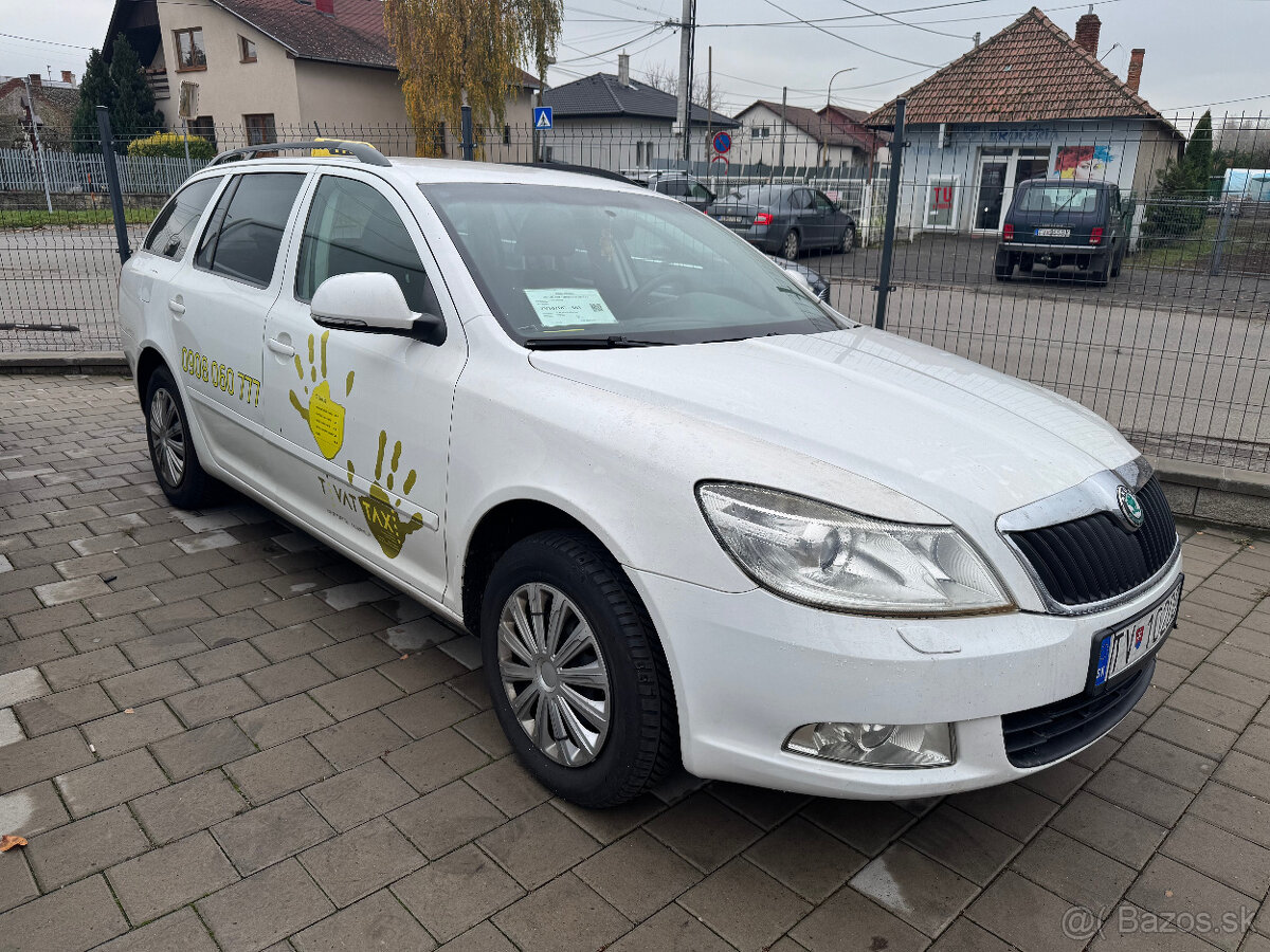 Škoda Octavia Combi 1.6 TDI CR DPF Ambiente - 3