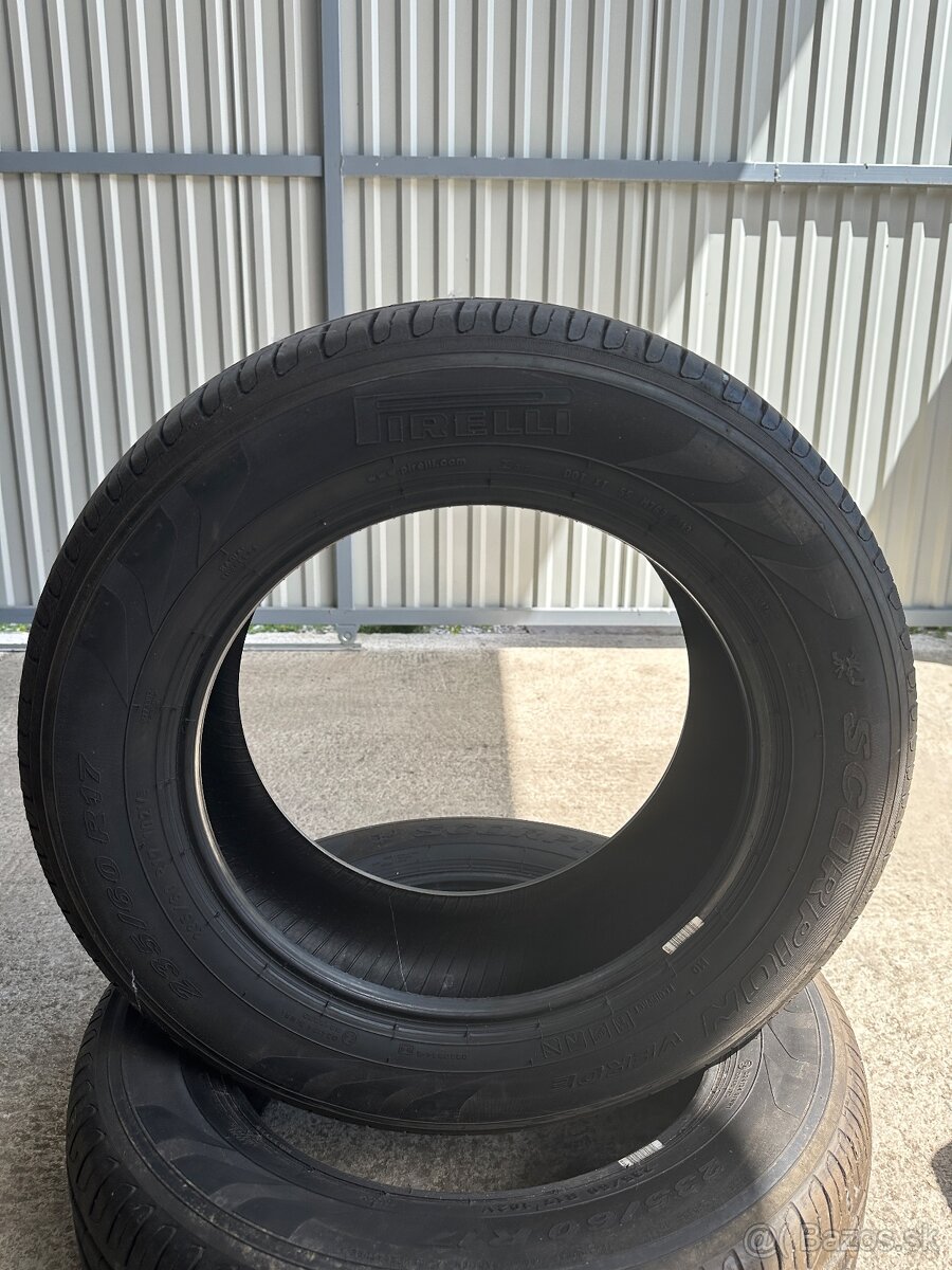 235/60 R17 - 3