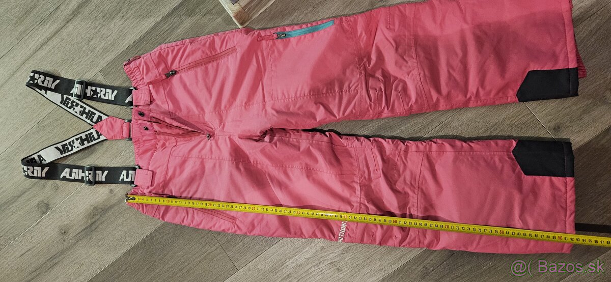 Predám lyžiarske nohavice a prilbu - 3