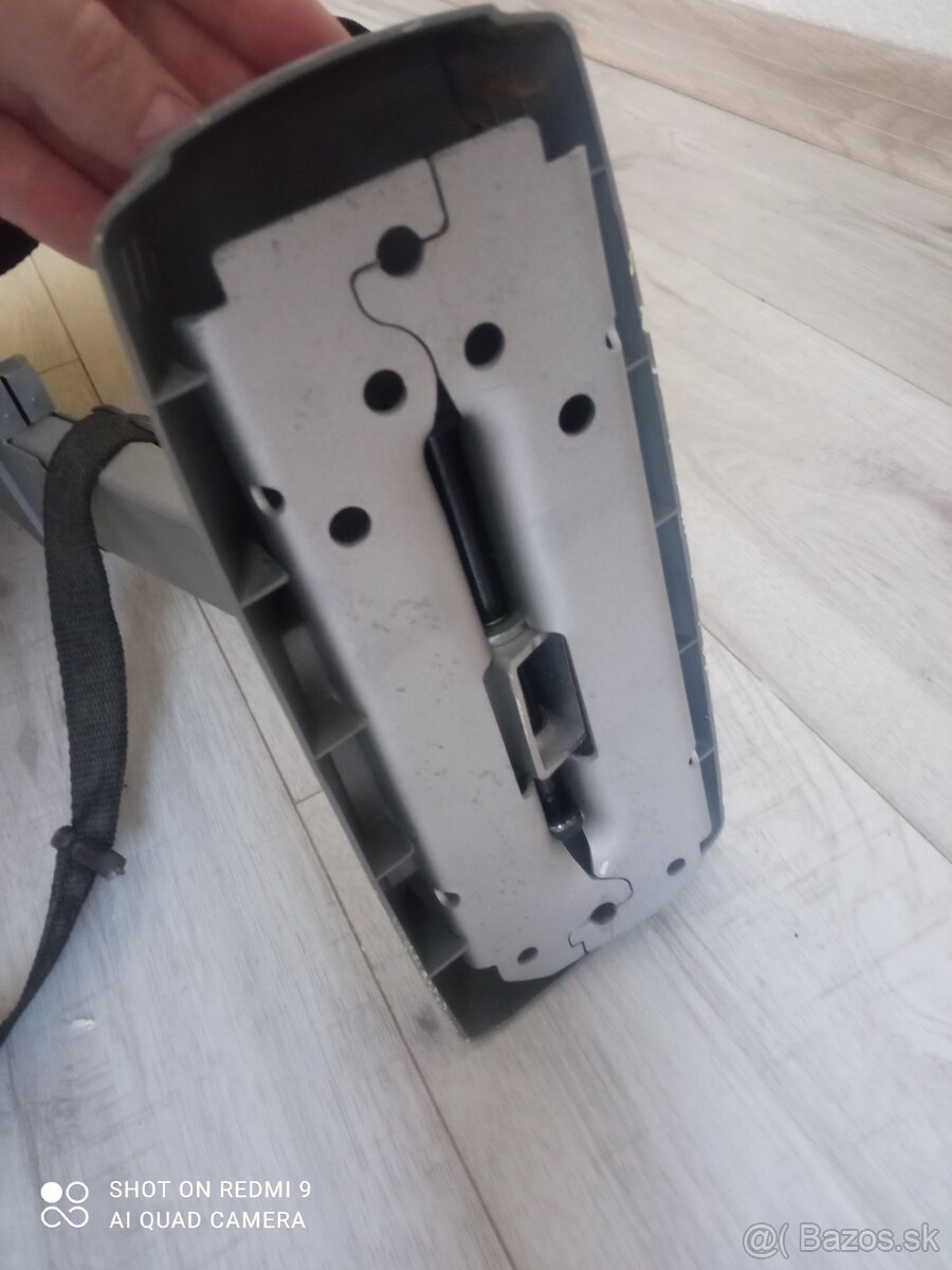 Retro držiak na TV - 3