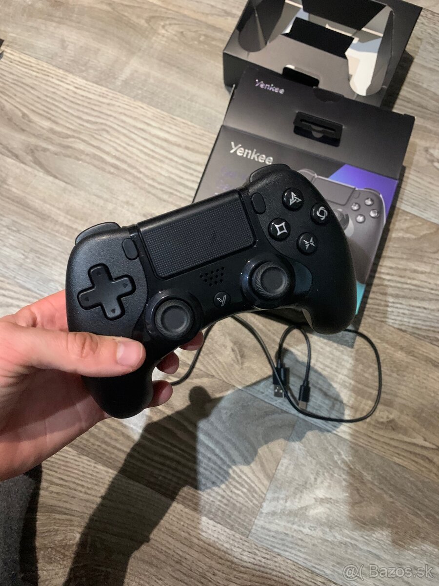 Predám bezdrôtový ovládač Yenkee STRIKER pre PS4 / PC - 3