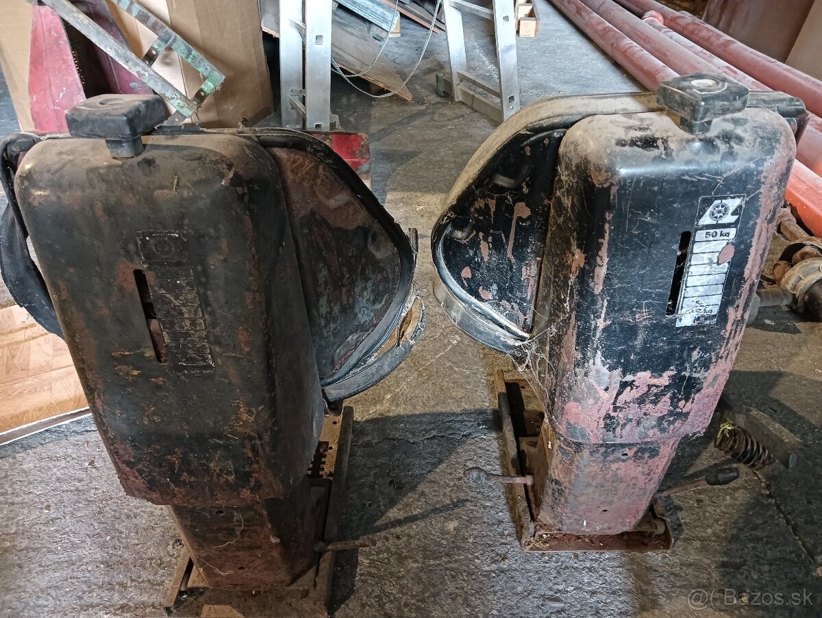Sedačka zetor - 3