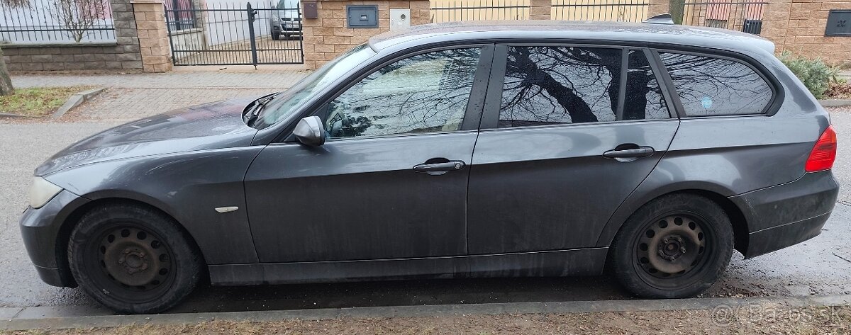 Rozpredám BMW E91 320d 120kw - 3