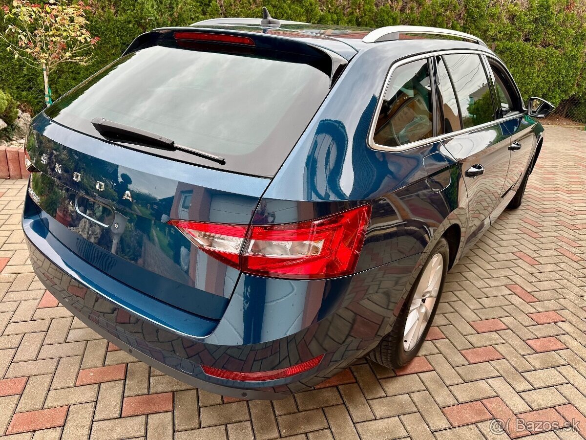Škoda Superb III Combi Facelift s automatickou prevodovkou D - 3