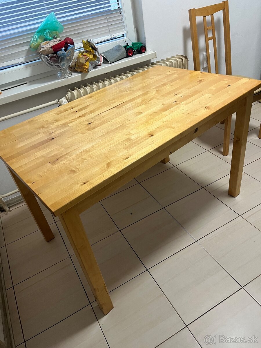Stôl +4 stoličky - 3