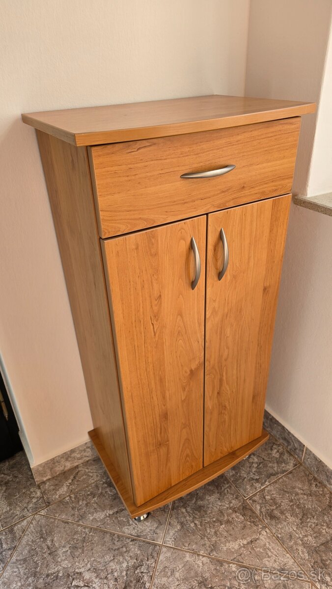 Nábytok do predsiene - 3