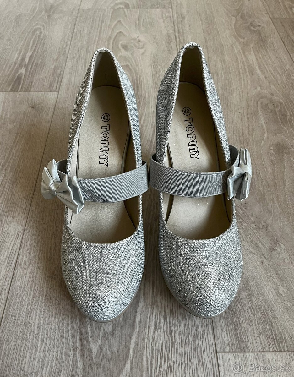 lodičky striebornej (trblietavej) farby č. 40 - 3