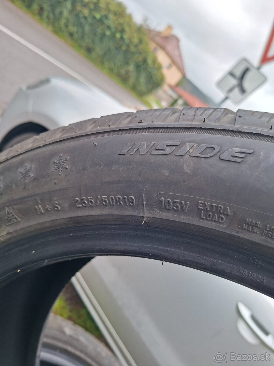 235/50/19 zimné austone - 3