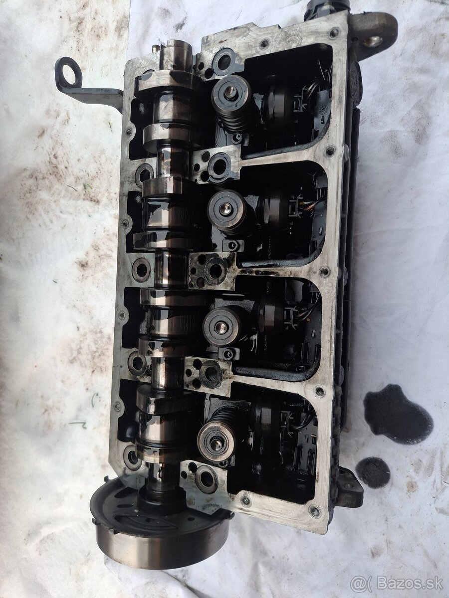 Hlava motora + Vstrekovače PD 1.9tdi 85kw - 3