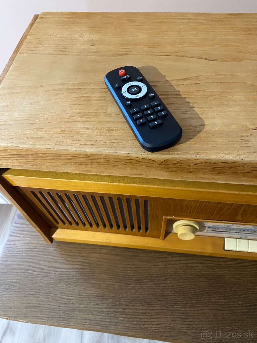 Repasovane staré rádio - 3