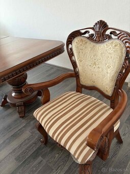 Predám mohutný stol + stoličky k nemu - 3
