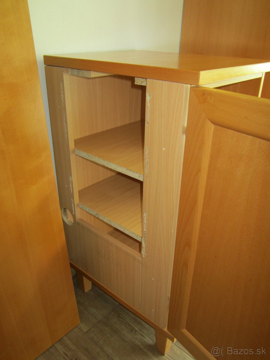 Malá skrinka - komodička - 3
