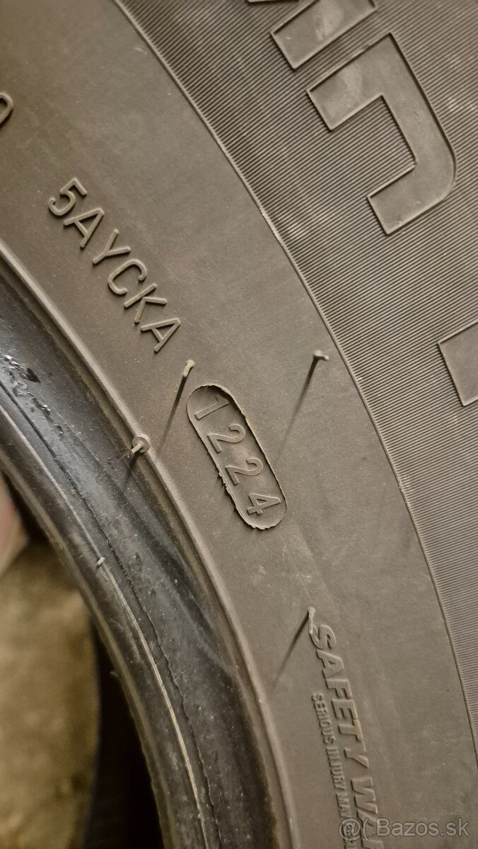235/65R17 108V - 3