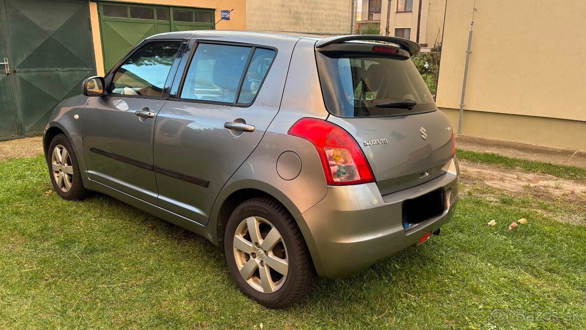 Suzuki Swift 1.3 i 67kW - 3