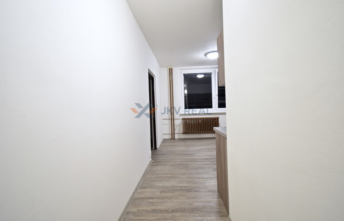 Útulna dvojgarzónka na predaj v Petržalke - 3