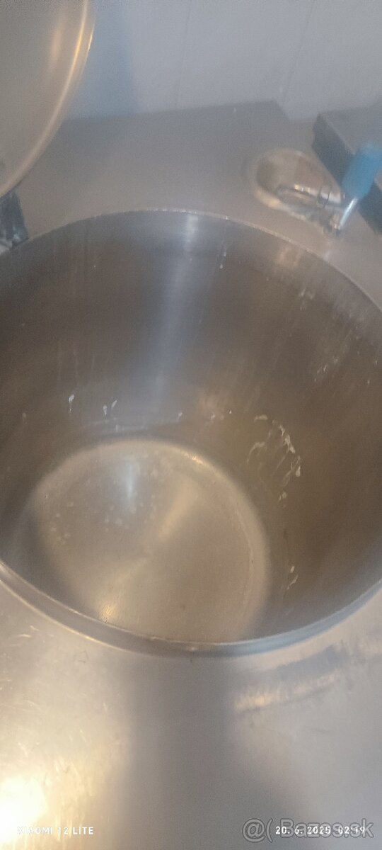 Predám varný kotol 2ks - 3