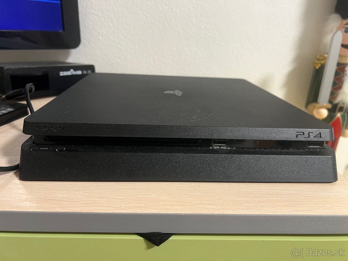 Ps4 Slim - 3