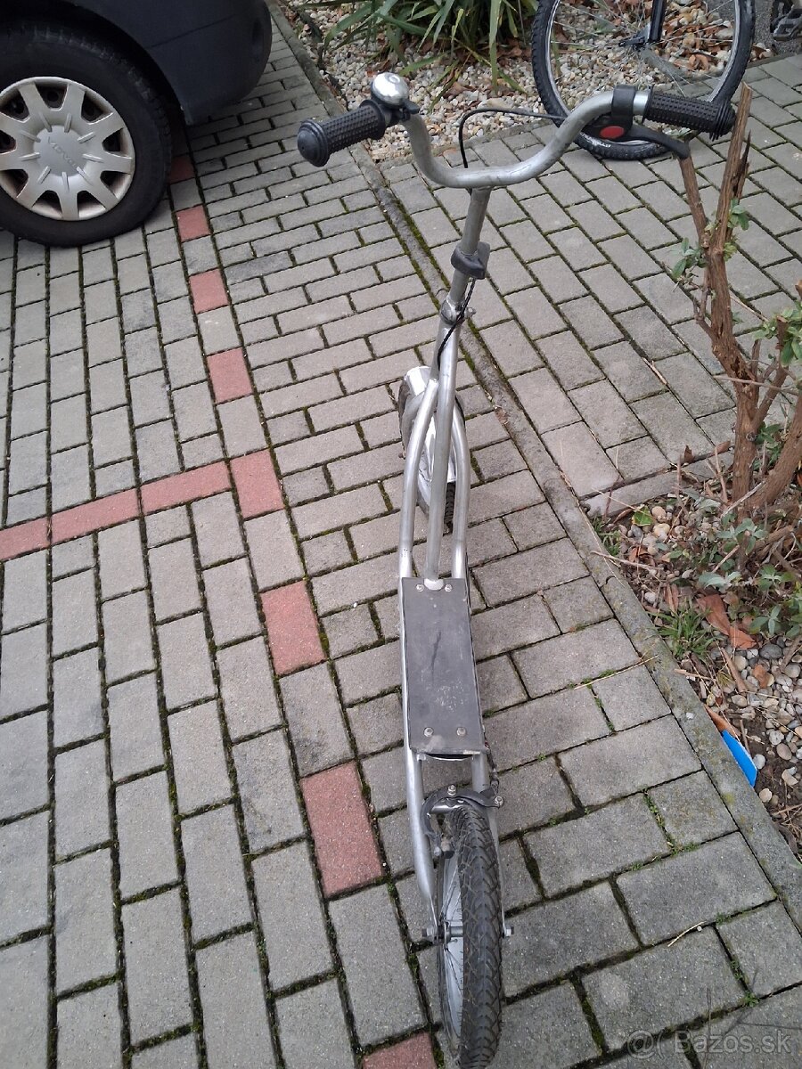 Odrážacia kolobežka - 3