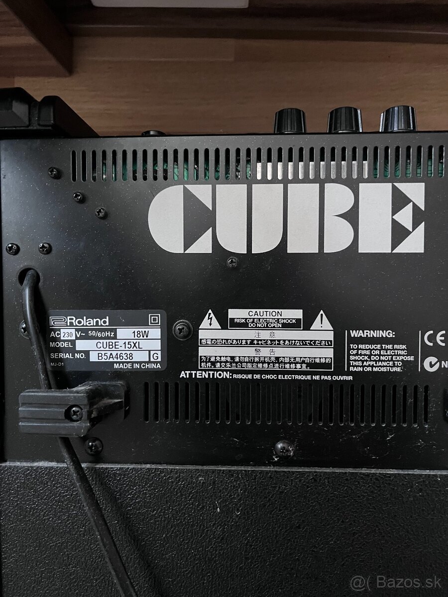 Gitarové kombo Roland CUBE 15XL - 3