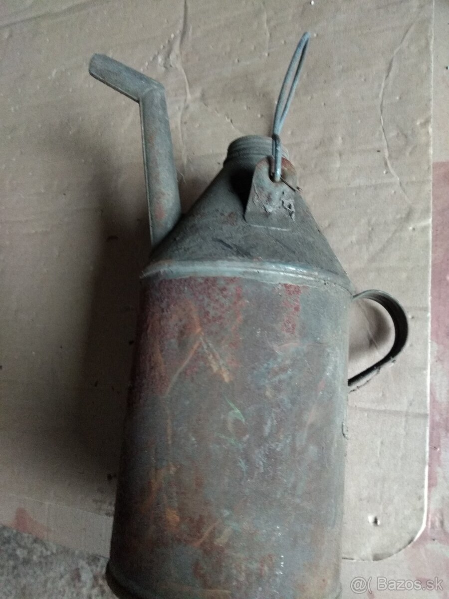 kANISTER NA OLEJ, BENZíN atď. - 3