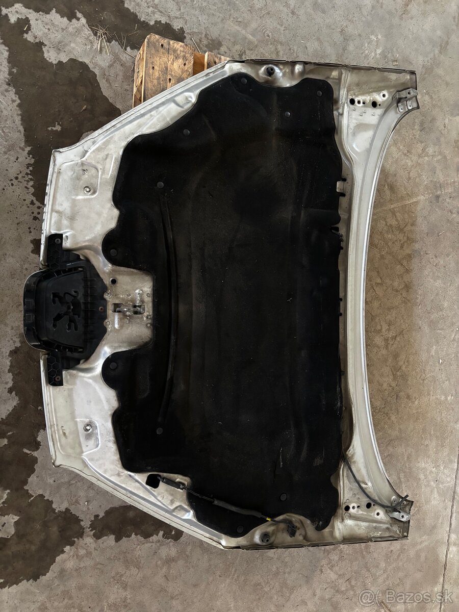 Predná kapota Peugeot 407 Coupe - 3