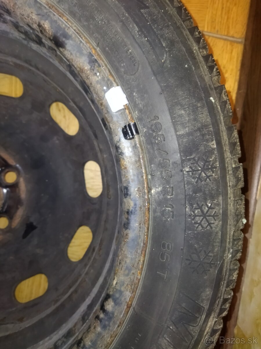 Predám rezervu disk 195/55 R15 ET 38 - 3