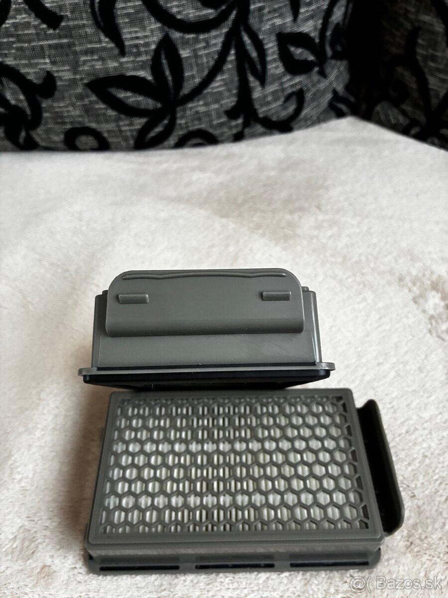 Predám Hepa filter do vysávača Rowenta, cena za 2 ks - 3