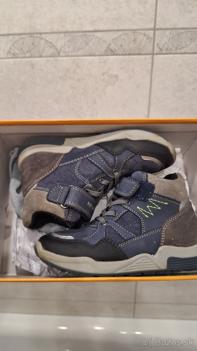 Zachovalé kožené prechodné topanky 27 - 3