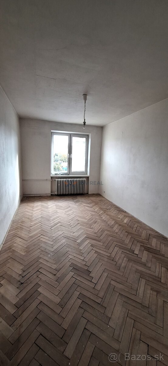 Na predaj 3 - izbový byt s balkónom - 70 m² v centre mesta H - 3