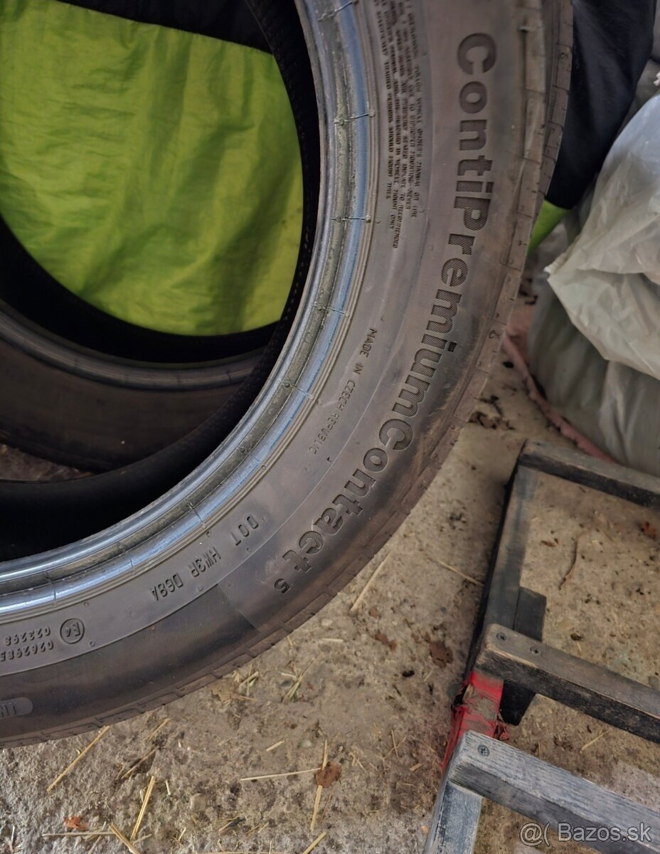 Continental 215/55 R17 letné - 3