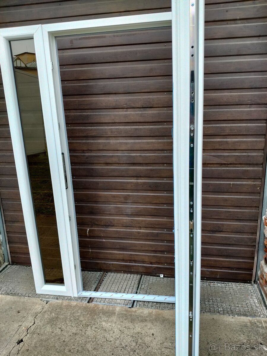 Plastové dvere biele - 3