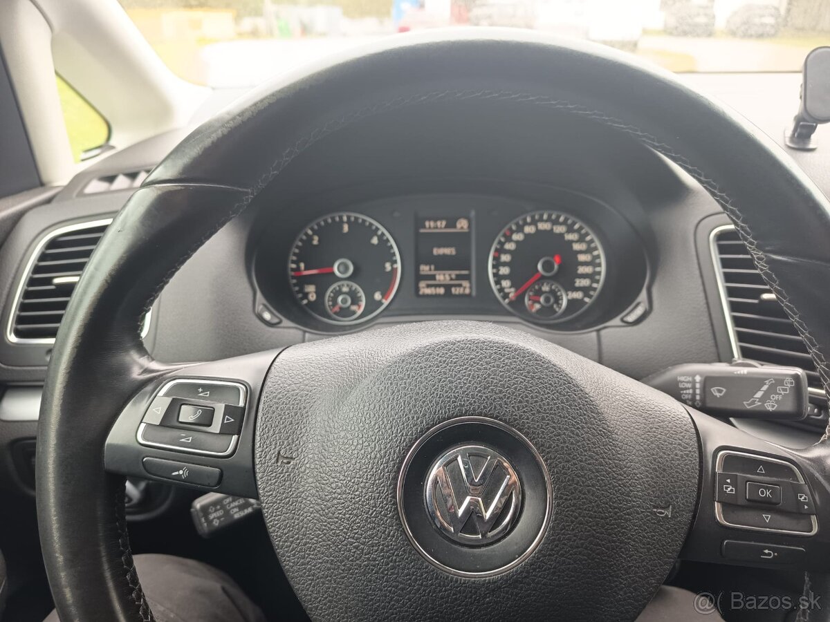 Volkswagen Sharan - 3