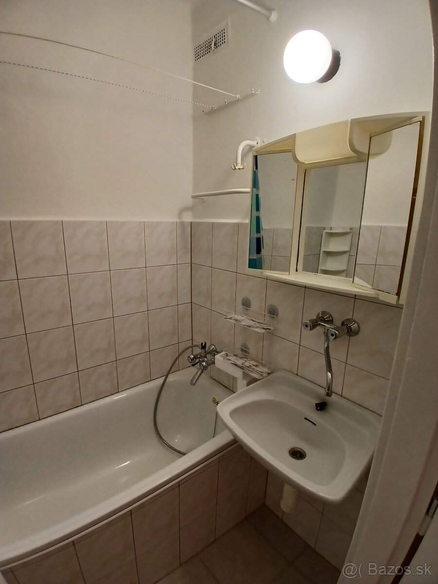 3-izbový byt v centre - 3