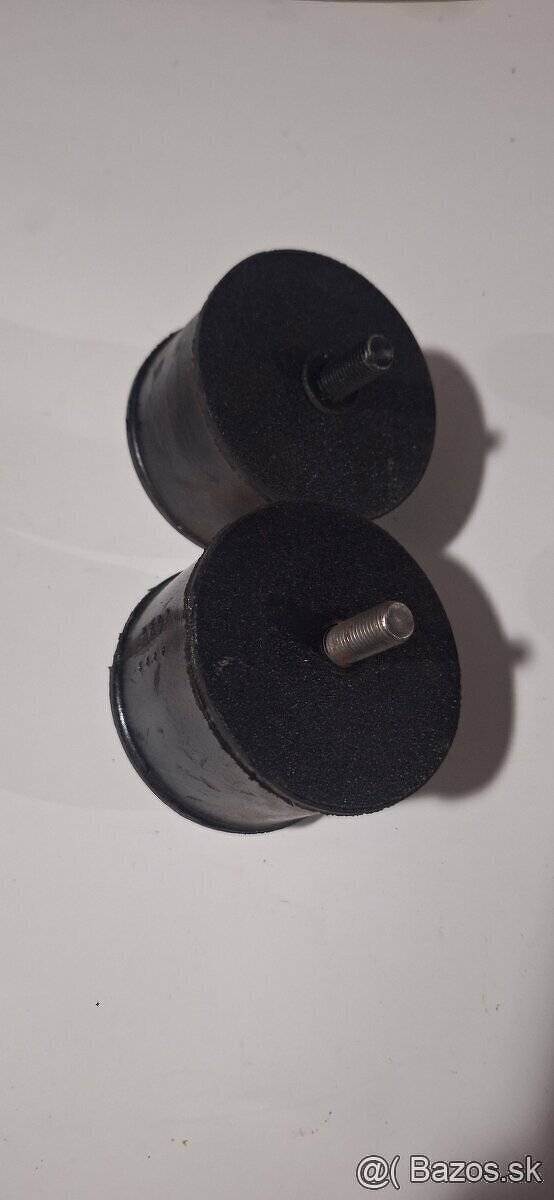 Lada Niva náhradné diely - 3