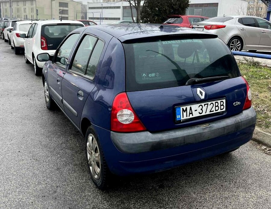 Renault Clio 1.4 16V + klimatizácia - 3