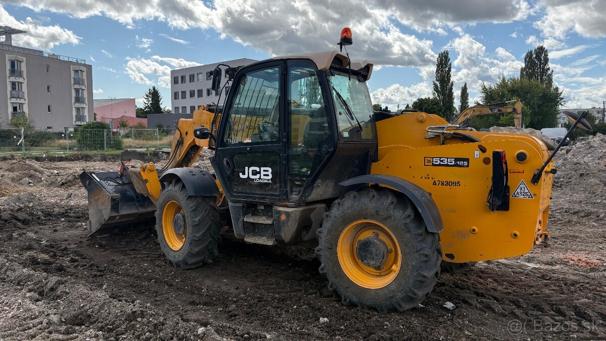 Teleskopický manipulátor JCB 535 125 - 3