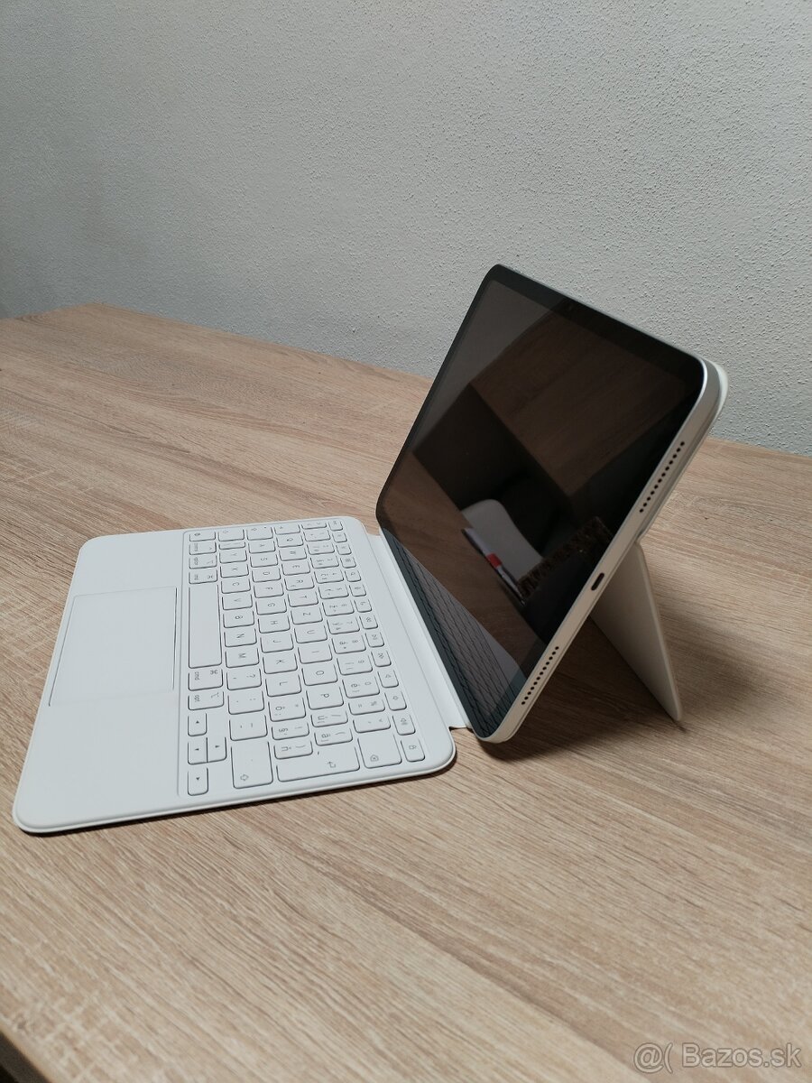 iPad 10.9" Wi-Fi 64GB Strieborný (10. gen.) + Apple Magic K - 3