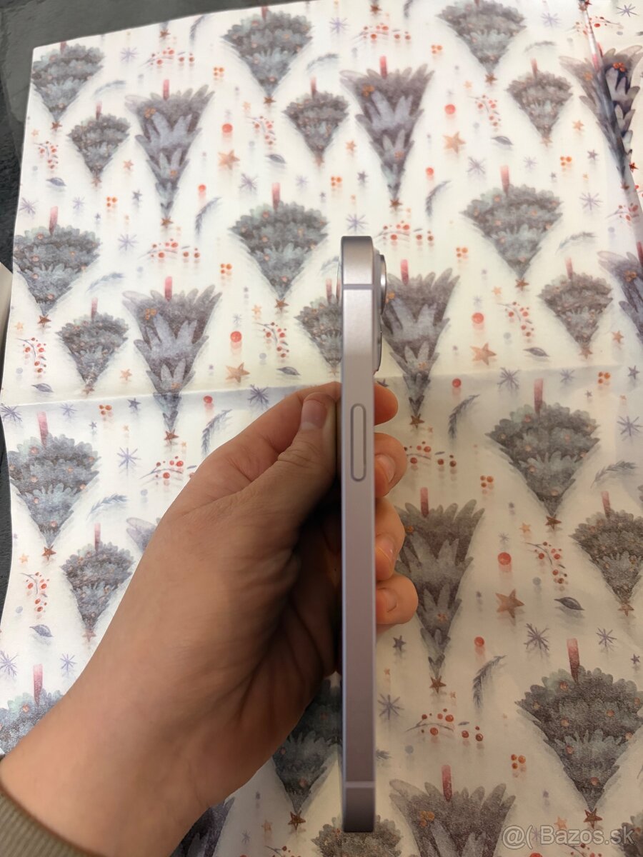 iPhone 14 128gb fialový - 3