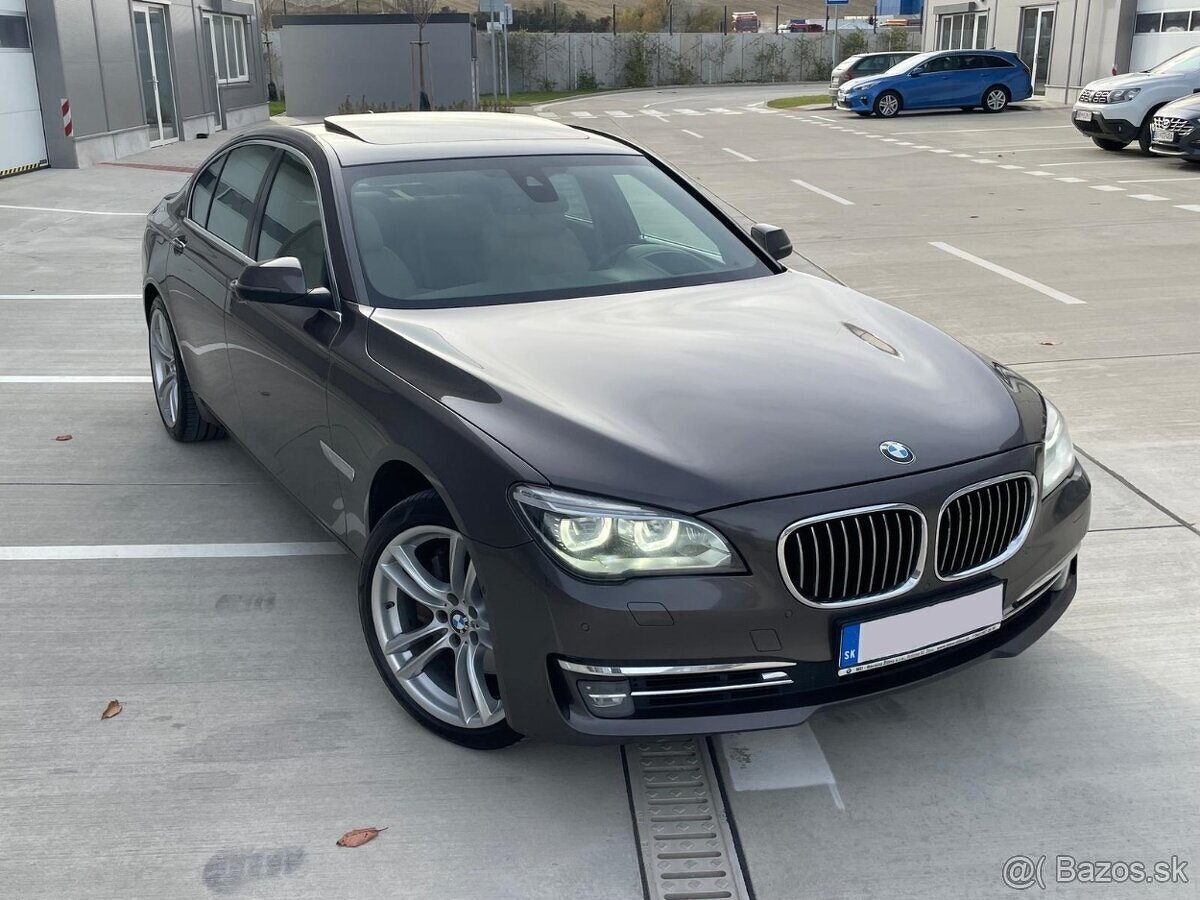 BMW Rad 7 740Xd F01 X-drive Facelift - 3