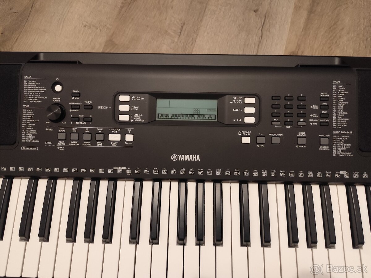 Yamaha PSR-E373 - 3