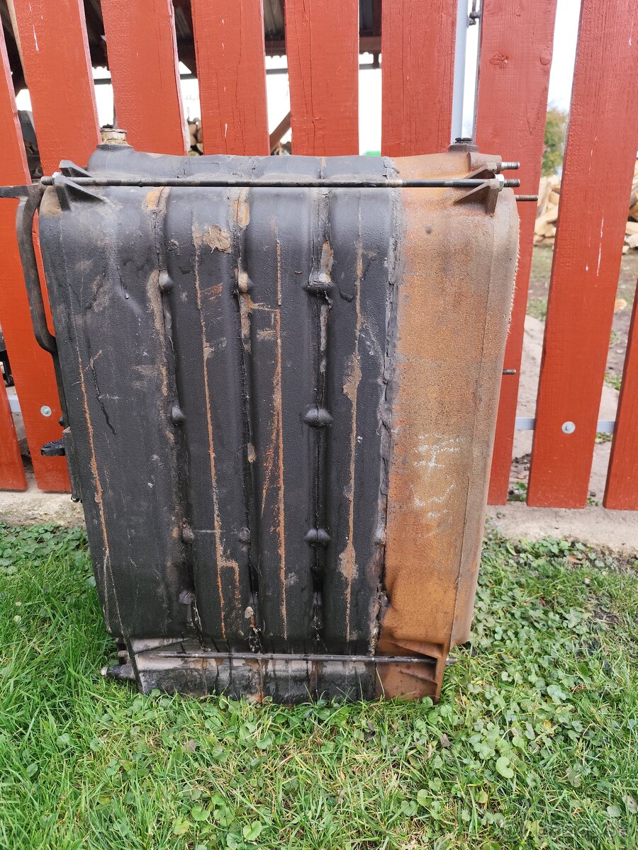 Predám Viadrus U22 na náhradné diely - 3