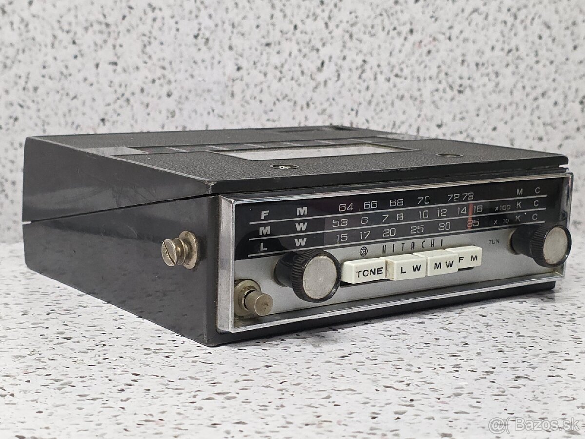 STAROŽITNÉ AUTORADIO 》Hitachi KM-900L - 3
