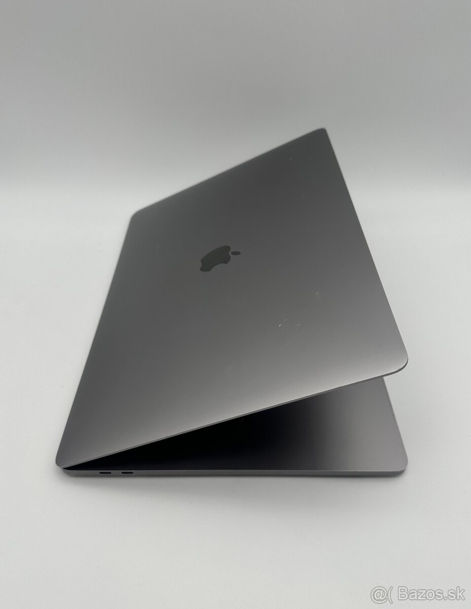 MacBook Pro 15" 2018 16/256GB Space Gray - 3