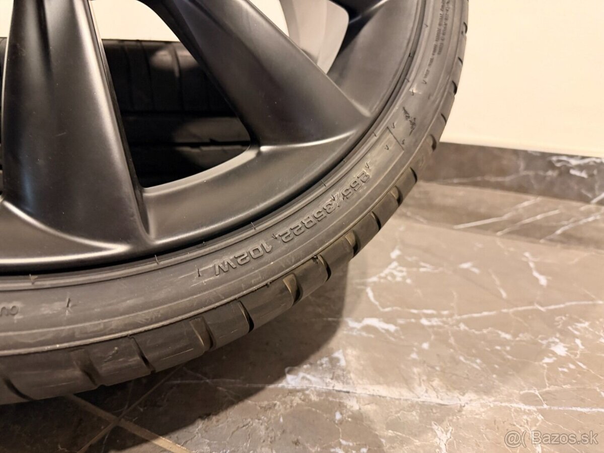 origo kolesa Tesla Model X r22 1027246-00-E léto - 3