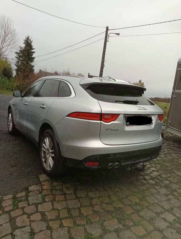 Jaguar F-pace NEŠTARTUJE - 3