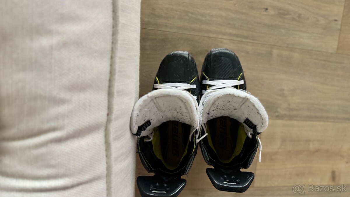 Korčule Bauer supreme M50 pro junior 3,5 - 3