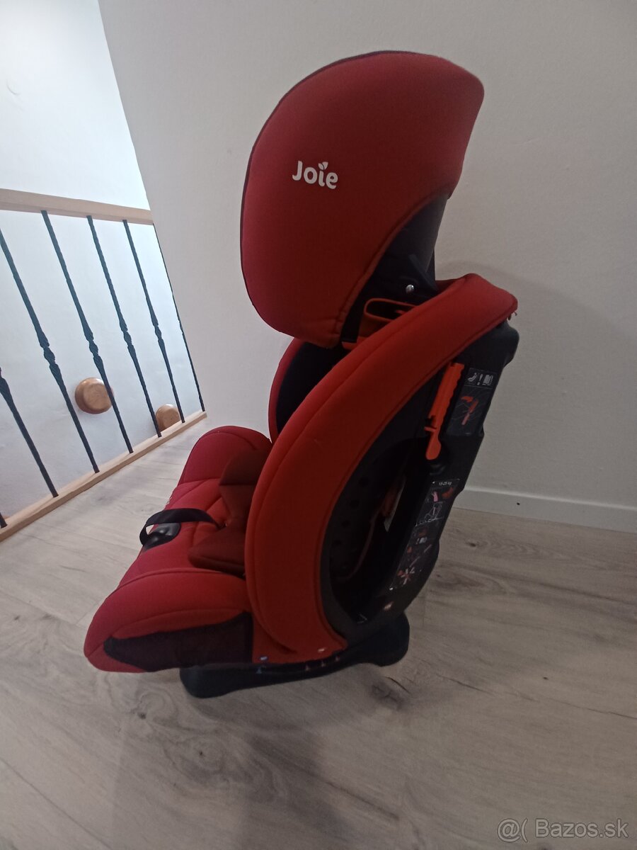 Autosedačka Joie Stages - 3