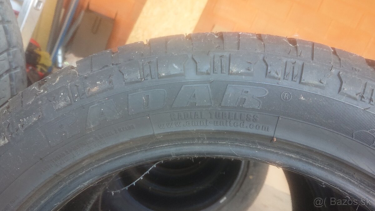 255/55 R20 pneu