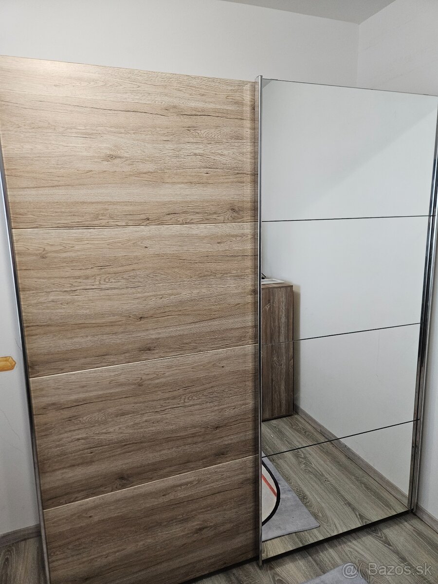 Satnikova skrina dub so zrkadlom - 3