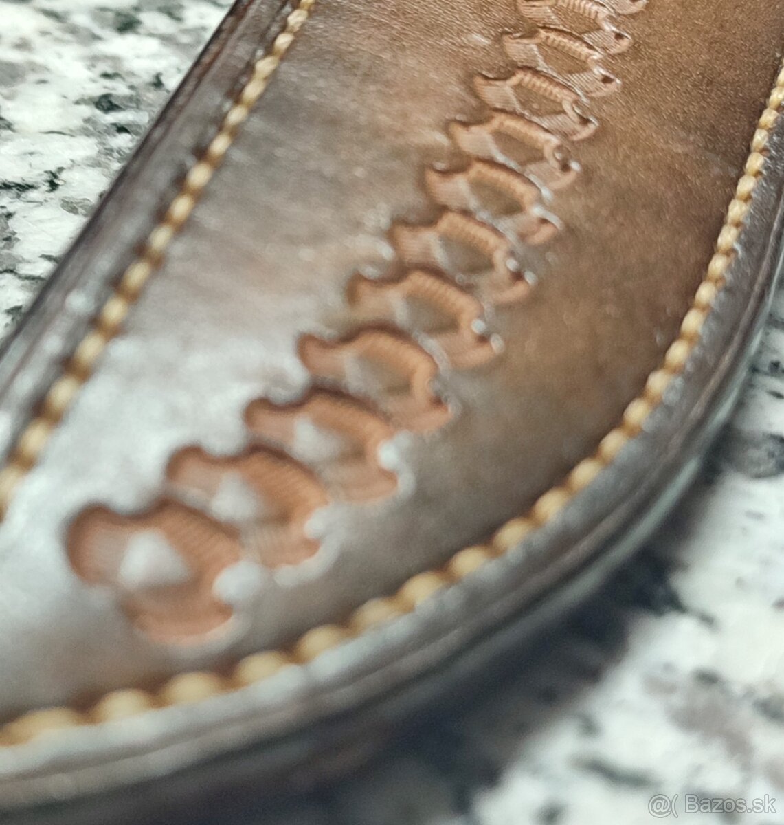 Dýka s ručne robeným koženým puzdrom - 3